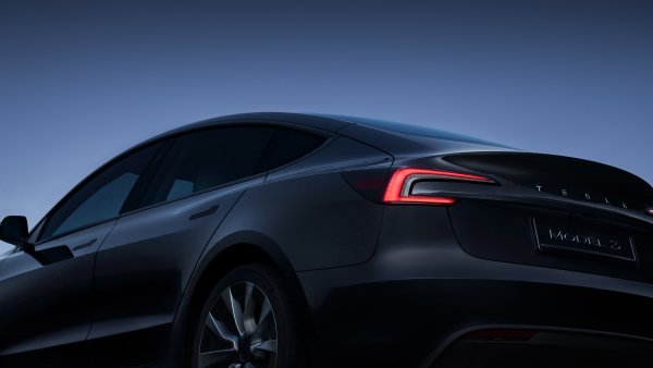 Tesla Introduces AI-Powered Phone Support for Tesla Insurance, Reducing Wait Times and Cutting Costs
