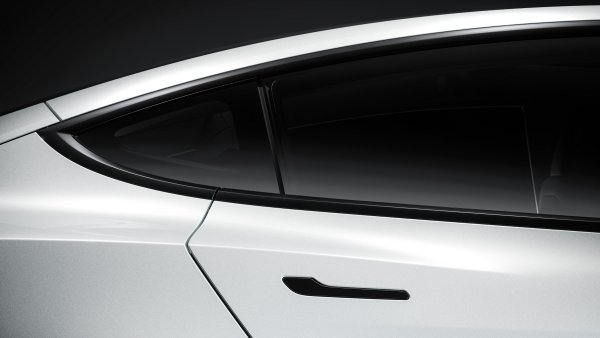 Tesla to Redesign Interior & Exterior Door Handles; Franz: We'll Have a Really Good Solution