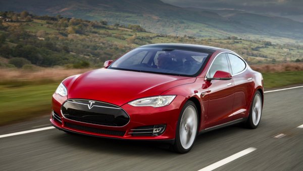 Tesla FSD V12.3.6 to Come to MCU 1 Vehicles in Update 2024.26.3.1
