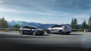 Tesla Launches AI Agent to Improve Tesla Service Communications