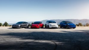 Tesla Reintroduces FSD Transfers in North America