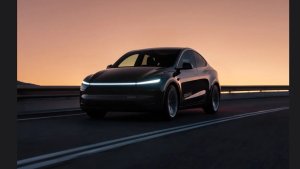 Tesla Sends Out Robotaxi Ride Invites for This Sunday — Here’s What to Expect