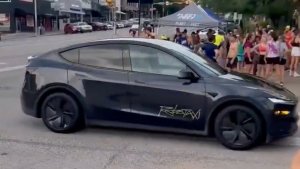 Driverless Tesla Robotaxi Spotted on Camera in Austin [VIDEO]