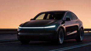 Tesla Outlines Rules for Using Its Robotaxi Service