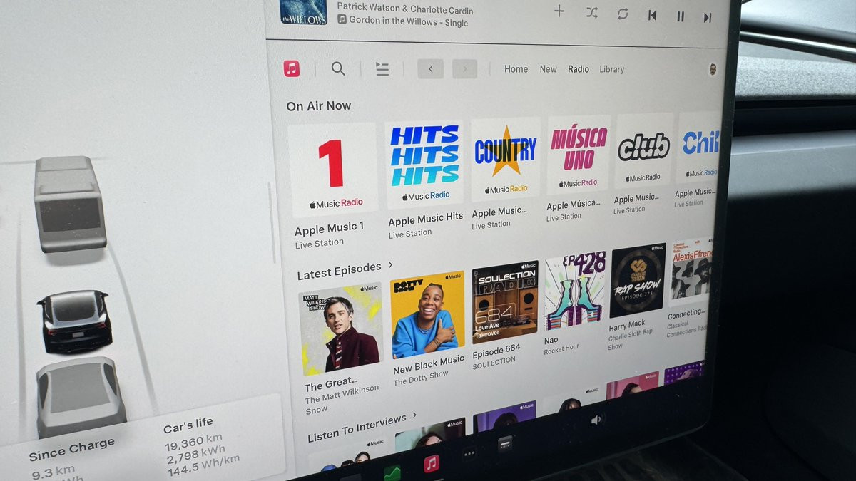 Tesla Apple Music Improvements feature in update 2025.14.100.1