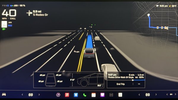 Tesla Launches FSD for the Cybertruck With Update 2024.32.20 (FSD 12.5.5) [VIDEO]
