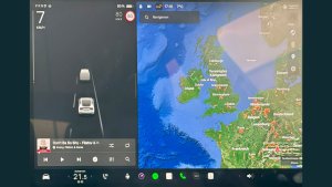 First Look at Tesla's V12 User Interface, Full Screen Visualizations and New Media Player [Updated: Photos and Video]