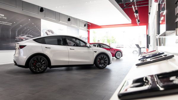 EV Sales Soar in the U.S. - A Look at the Top 10 EVs